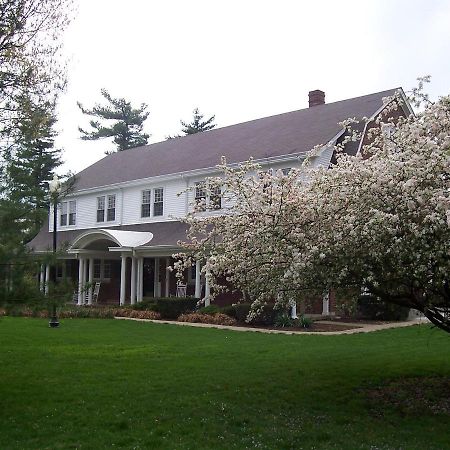 The Woodford Inn Versailles ภายนอก รูปภาพ
