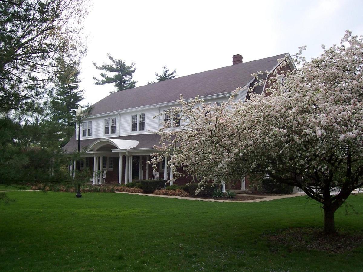 The Woodford Inn Versailles ภายนอก รูปภาพ