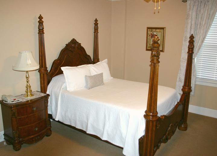 The Woodford Inn Versailles ภายนอก รูปภาพ